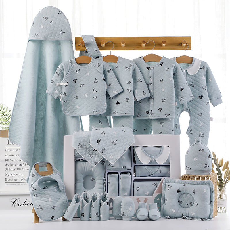 Boîte cadeau de vêtements en coton pour bébé.